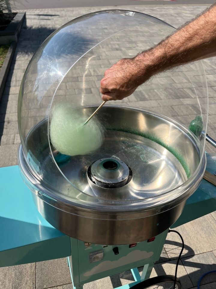 Zuckerwattemaschine Kühlschrank mieten in Klipphausen – 3