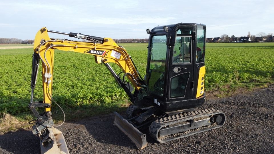 Minibagger 2,5t Bagger Kubota Sany mieten bei Mietpark Rupperath – 2
