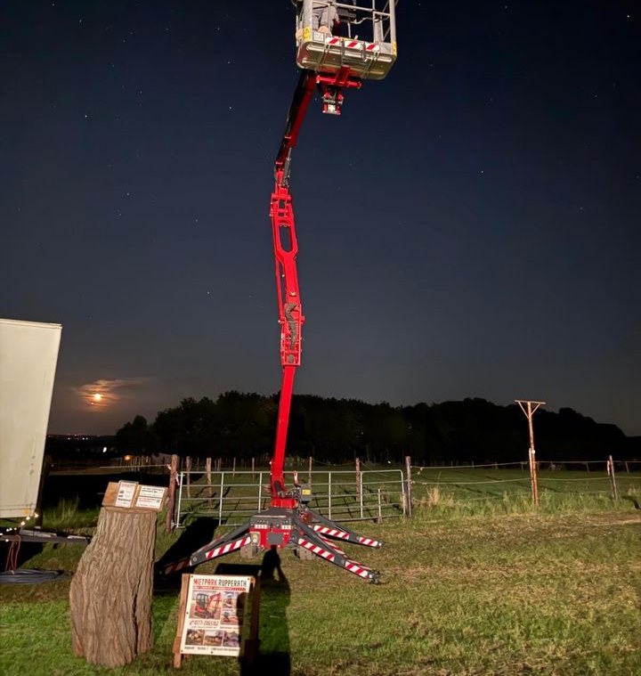 Arbeitsbühne Teleskoparbeitsbühne Hinowa Lift mieten in Euskirchen – 2