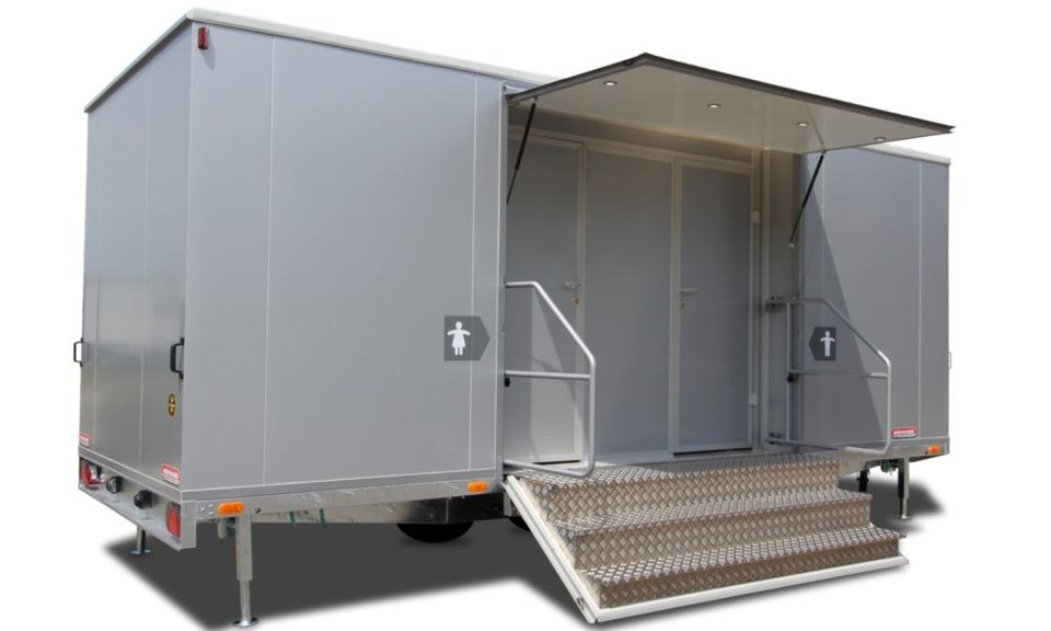 Großer Toilettenwagen mieten bei PSE-Events – für Baustelle & Fest