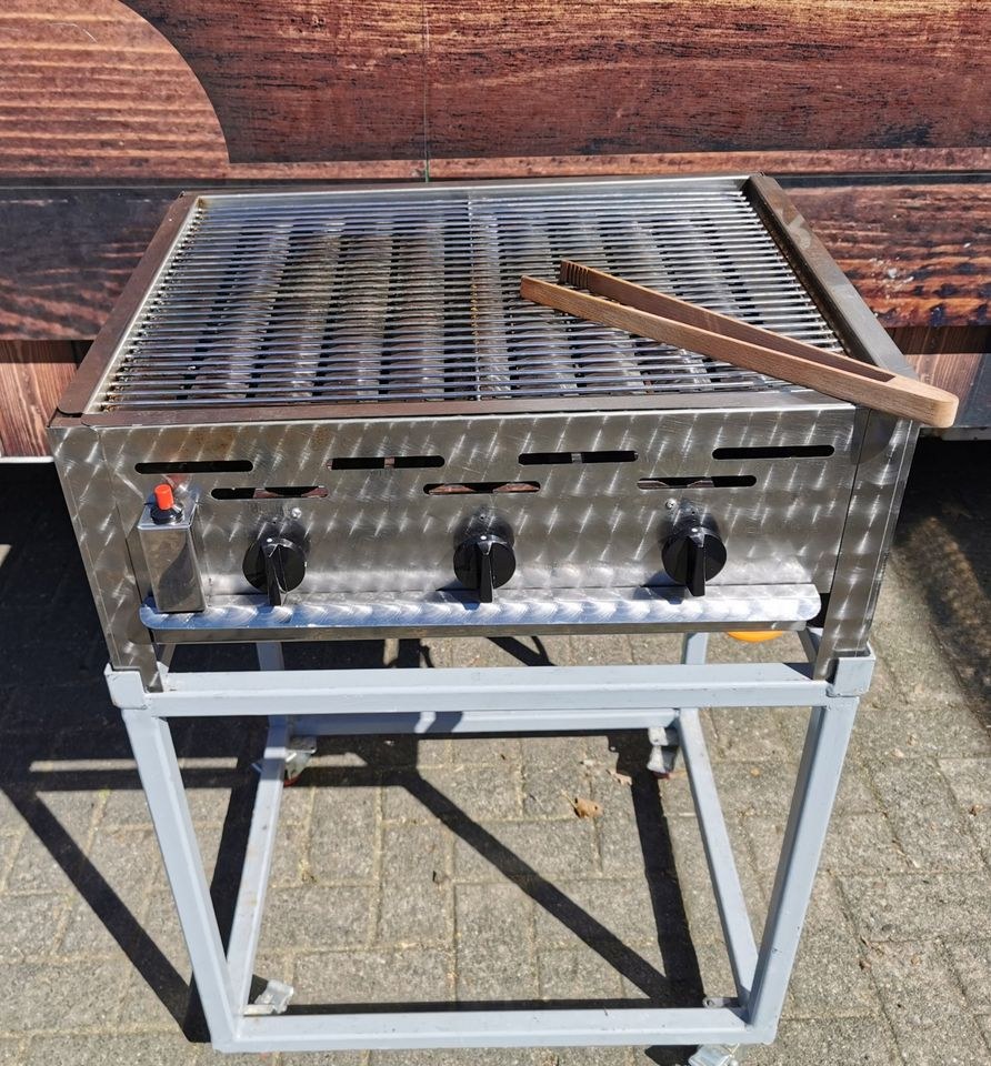 Gasgrill mieten bei Richter Events – für viele Gäste