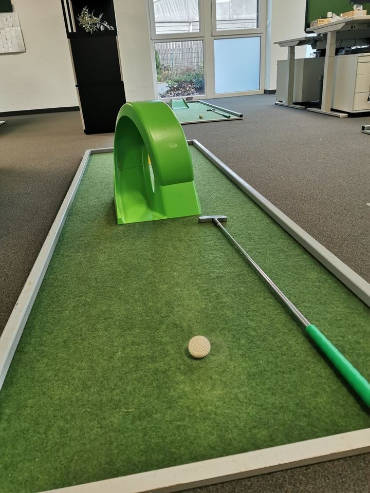 Minigolfbahn mobiles Minigolf mieten bei Richter Events – Spiel & Spaß – 2