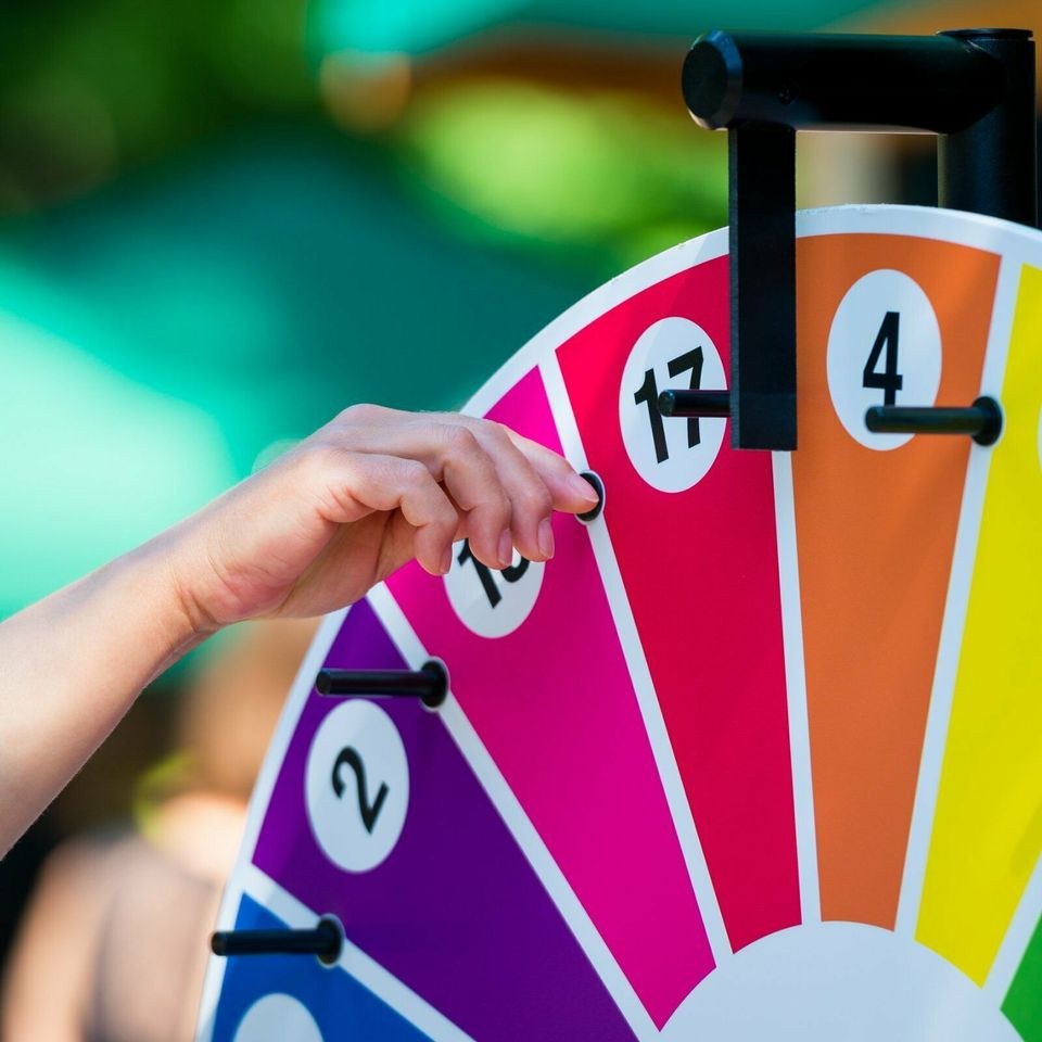 Glücksrad mieten bei Richter Events – Spiel & Spaß