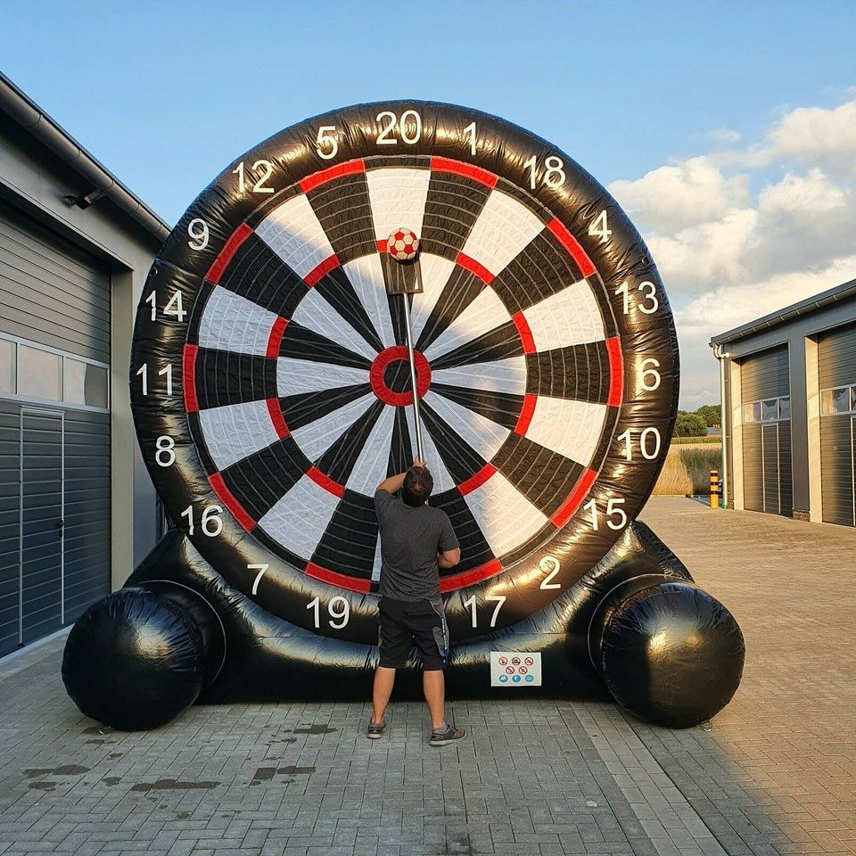Fussball Darts 4,5 m mieten in Osnabrück – für Kinderfest & Feier