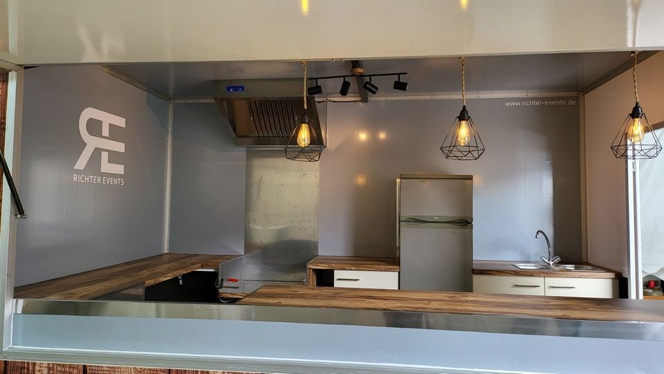 Imbisswagen Imbissanhänger Wurstbude mieten bei Richter Events – 2
