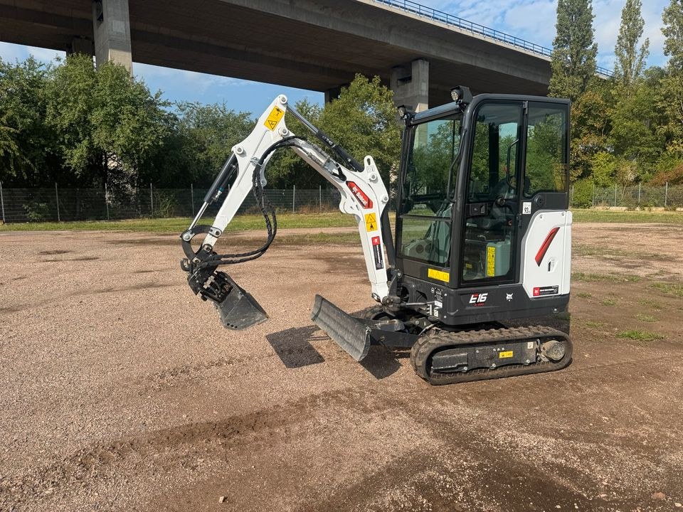 Bobcat Kompaktbagger E16 Anbaugeräte mieten bei Dennis Schreiber Rent