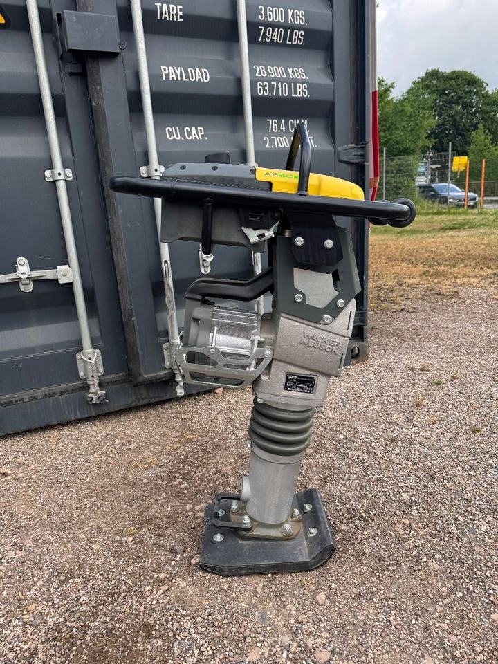 Akku Vibrationsstamper Stampfer Verdichter mieten in Alzey