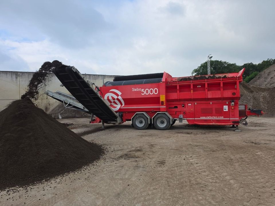 Große Trommelsiebanlage Boden sieben Recycling mieten bei SiebTech – 3