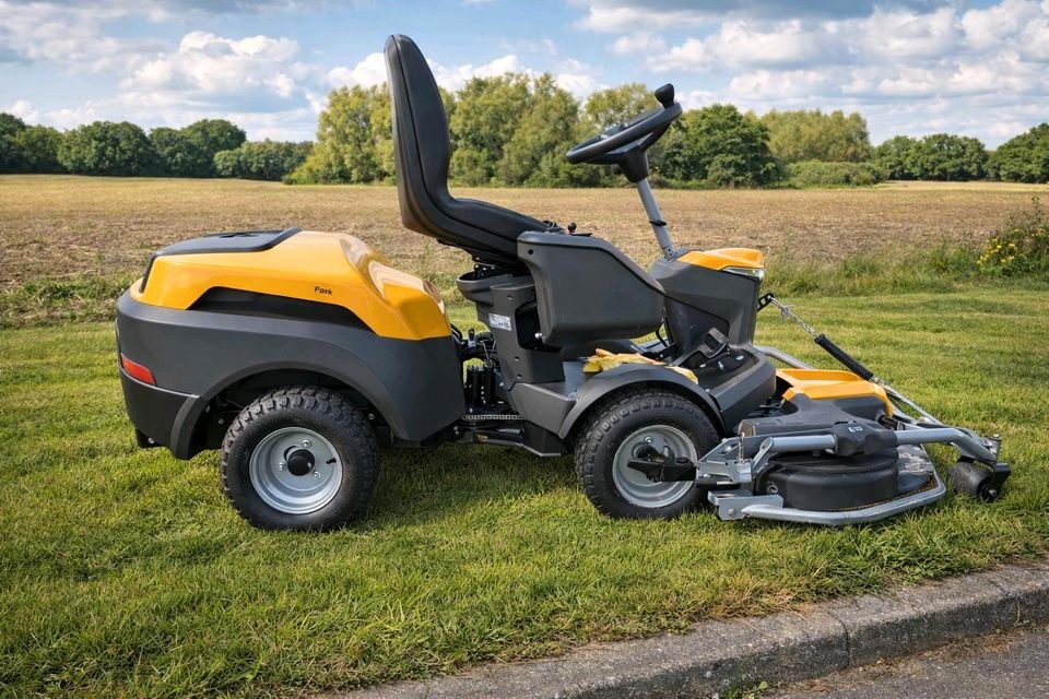 STIGA Park 700 WX Allrad Aufsitzmäher Gewerbe mieten