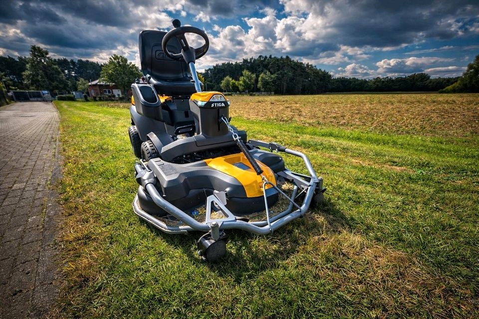 STIGA Park 700 WX Allrad Aufsitzmäher Gewerbe mieten – 3