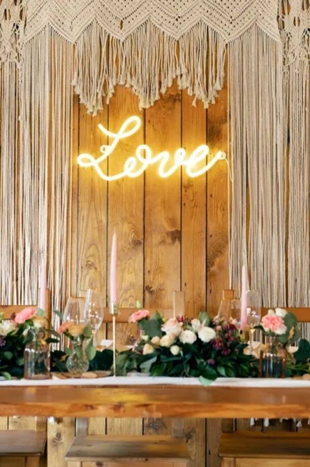 XL Schriftzug LOVE LED mieten in Waging am See – 4