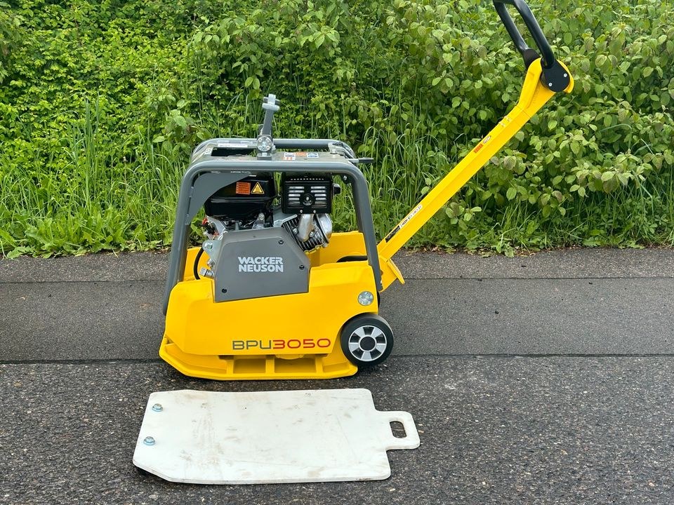 Rüttelplatte 70kg 850kg mieten bei Waldis Mietpark – 4