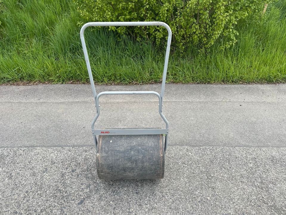 Rasenwalzen Gartenwalzen Bodenwalzen Rolle mieten bei Waldis Mietpark