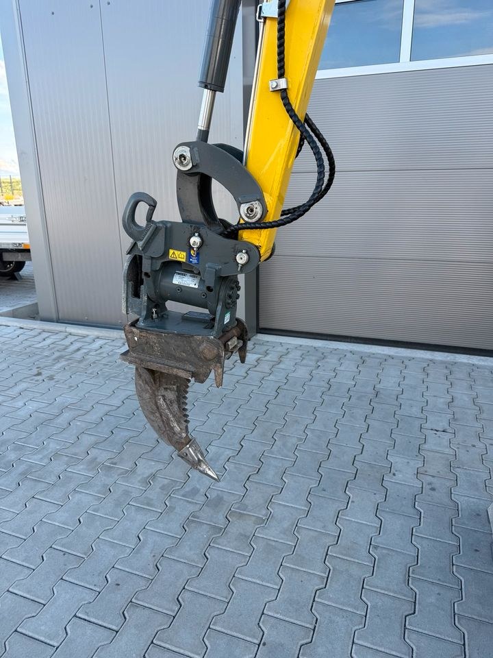 Bagger Wacker EZ 17 Reißzahn mieten bei Waldis Mietpark – 3