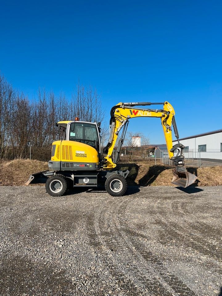 Mobilbagger Radbagger Wacker Neuson EW65 N mieten bei Waldis Mietpark
