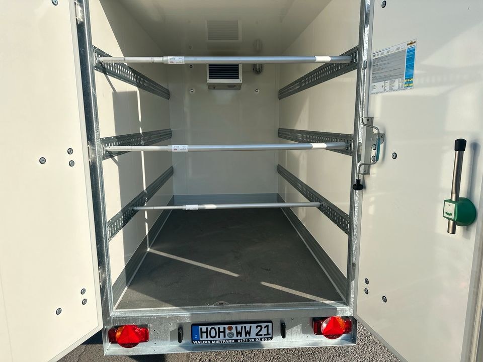 Kühlanhänger Kühlwagen &Feiern mieten bei Waldis Mietpark – 3
