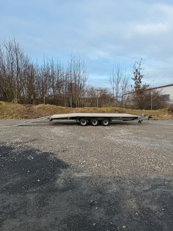 Autotransportanhänger Trailer Anhänger mieten bei Waldis Mietpark – 2