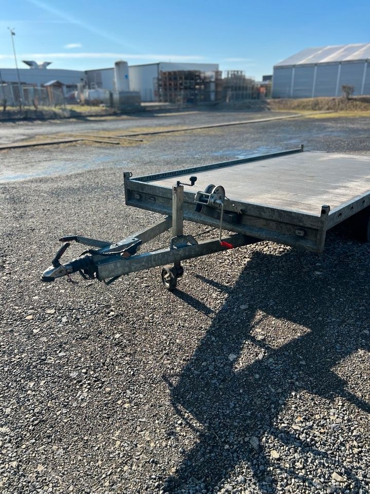 Autotransportanhänger Trailer Anhänger mieten bei Waldis Mietpark – 3