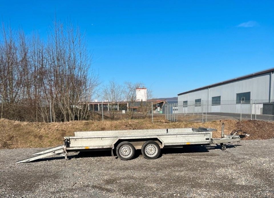 Baumaschinenanhänger Transportanhänger Anhänger mieten – 2