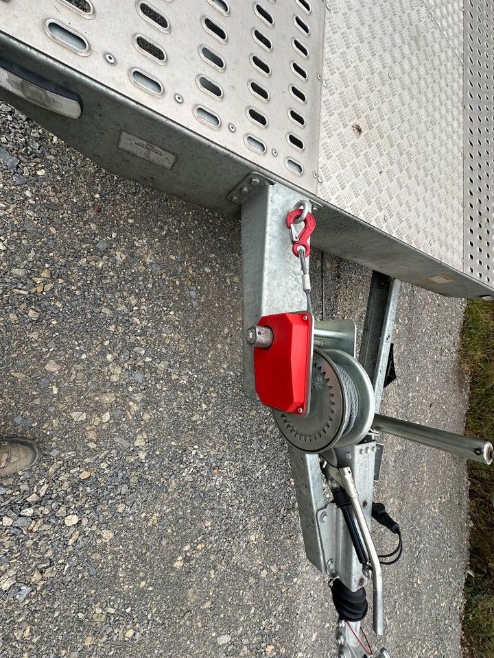 Autotransportanhänger Trailer Anhänger mieten bei Waldis Mietpark – 3