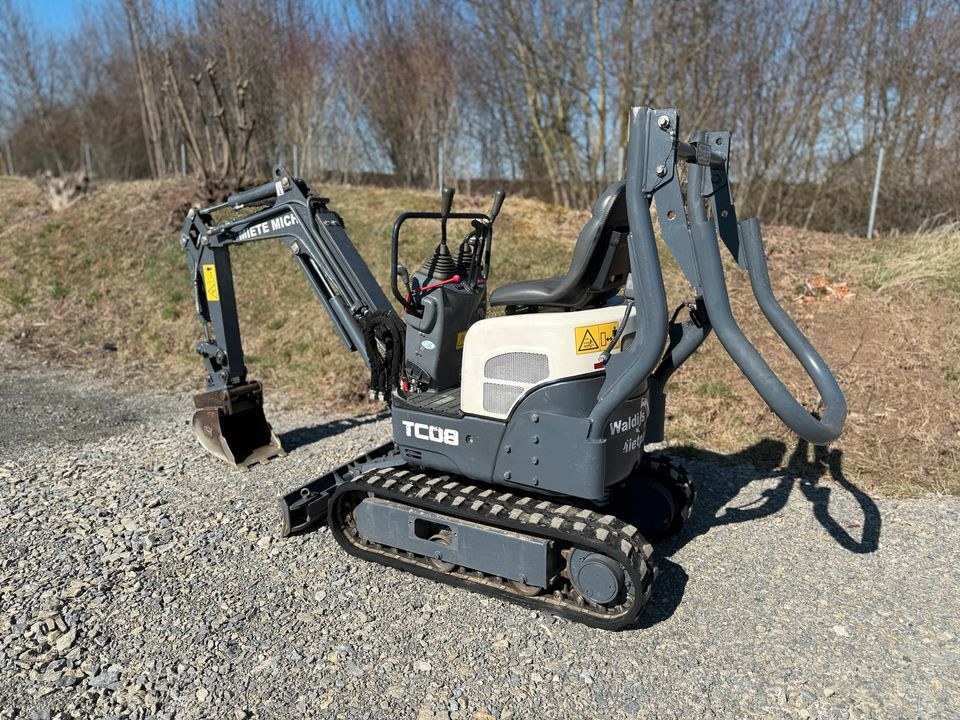 Bagger Schaeff TC08 microbagger Minibagger mieten bei Waldis Mietpark – 2