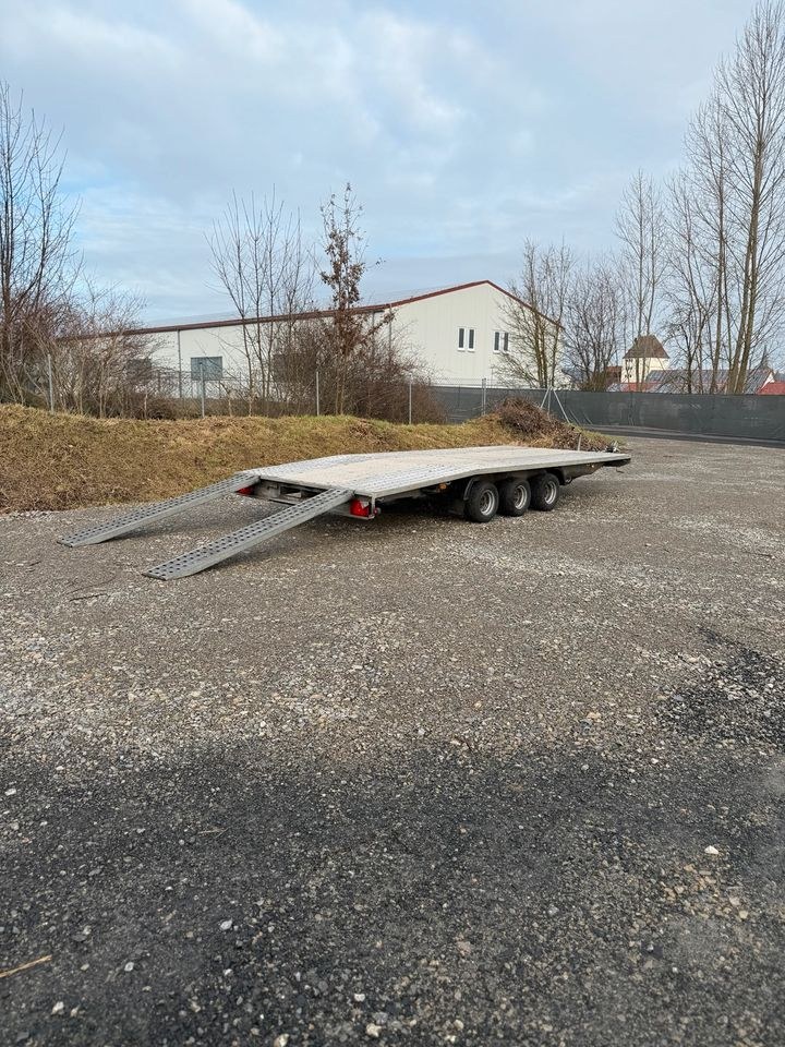 Autotransportanhänger Trailer Anhänger mieten bei Waldis Mietpark