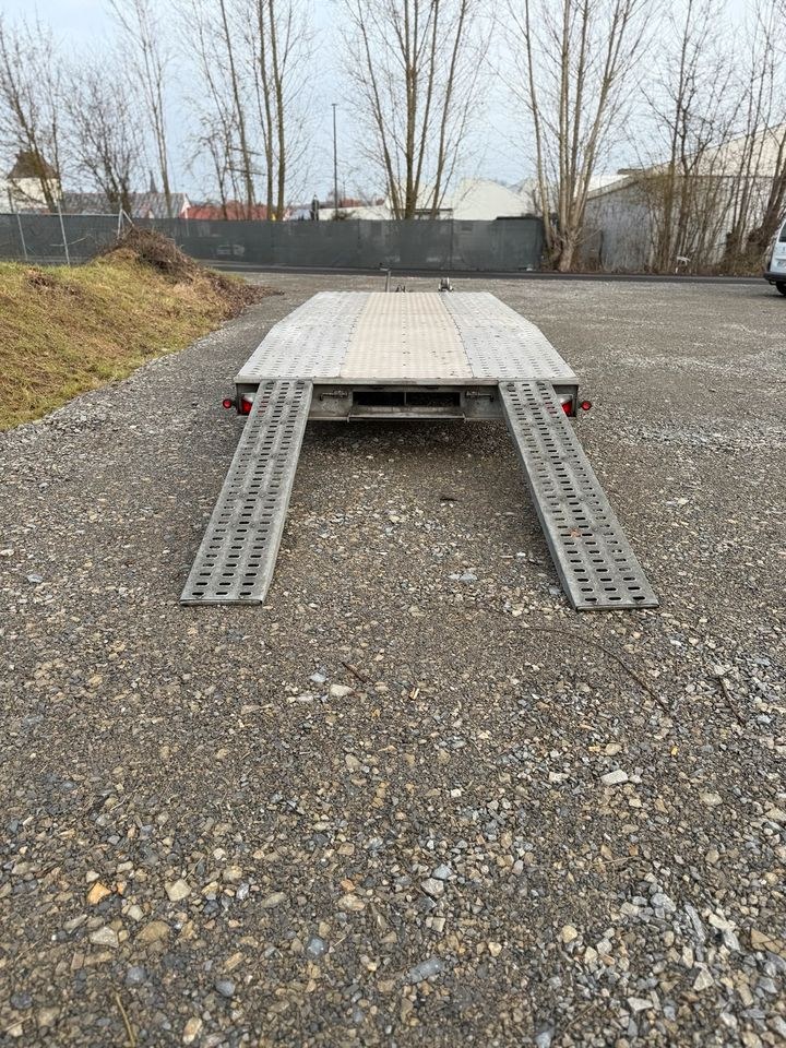 Autotransportanhänger Trailer Anhänger mieten bei Waldis Mietpark – 3