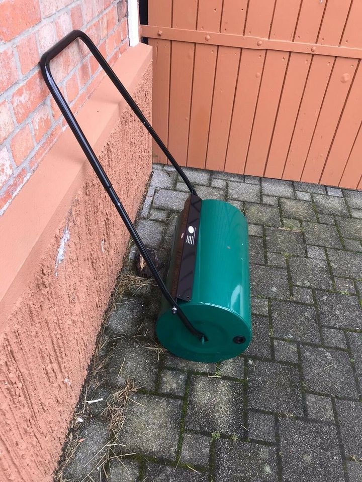 Rasenwalze Säwagen Handstampfer Aerifizierer mieten in Geislingen – 3