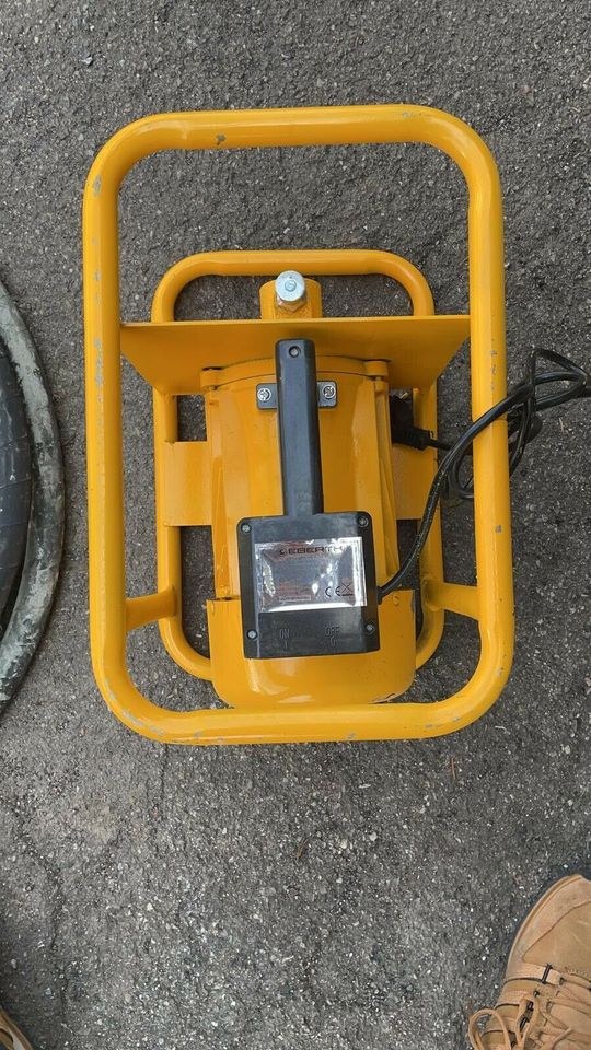 3000W Betonrüttler 10m Rüttelflasche Rüttler mieten in Geislingen – 3
