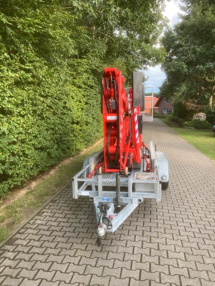 Raupenarbeitsbühnen Teupen Leo 15 m 21 Arbeits mieten in Garrel – 3