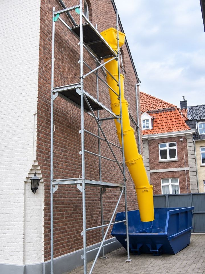 Schuttrutsche mieten bei A-Z Hausmeisterservice – für die Baustelle