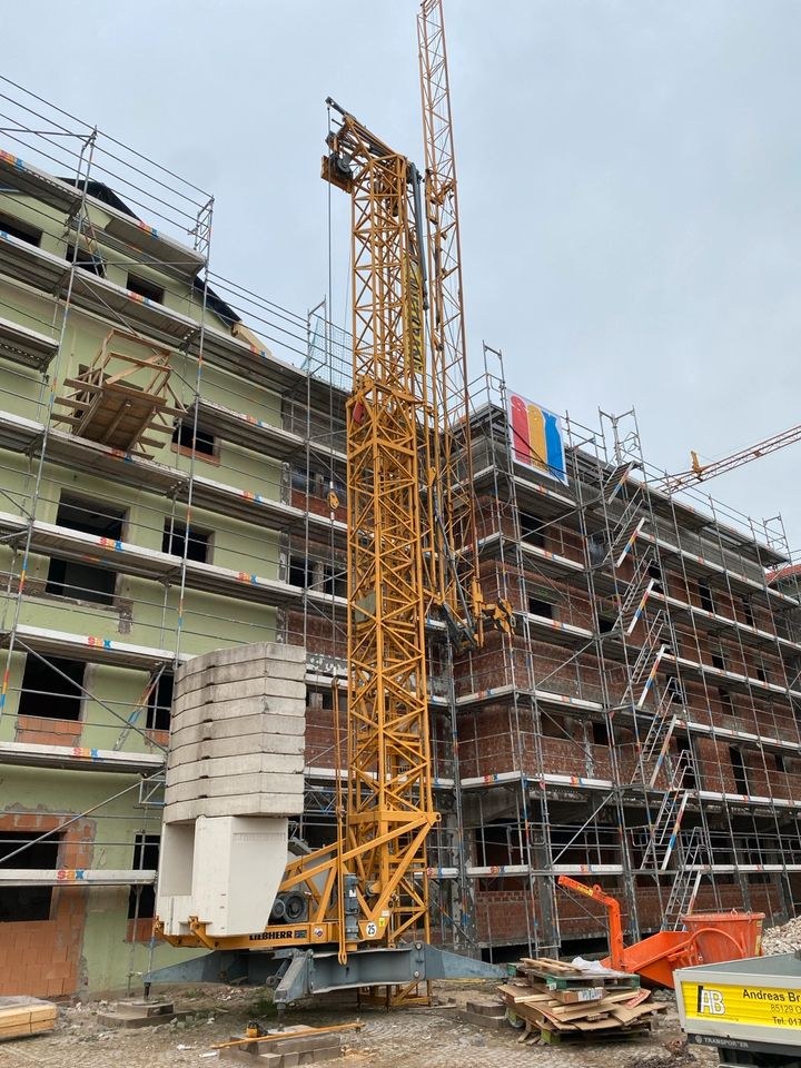 Baukran Kran mieten bei AB Baumaschinenvermietung – für schwere Lasten – 4