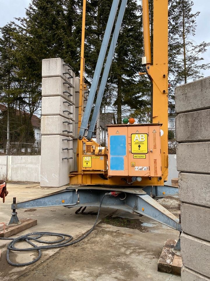 Baukran Kran mieten bei AB Baumaschinenvermietung – für schwere Lasten – 3