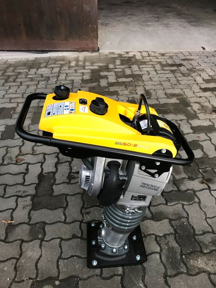 Stampfer Wackerstampfer Grabenstampfer mieten in Oberdolling – 3
