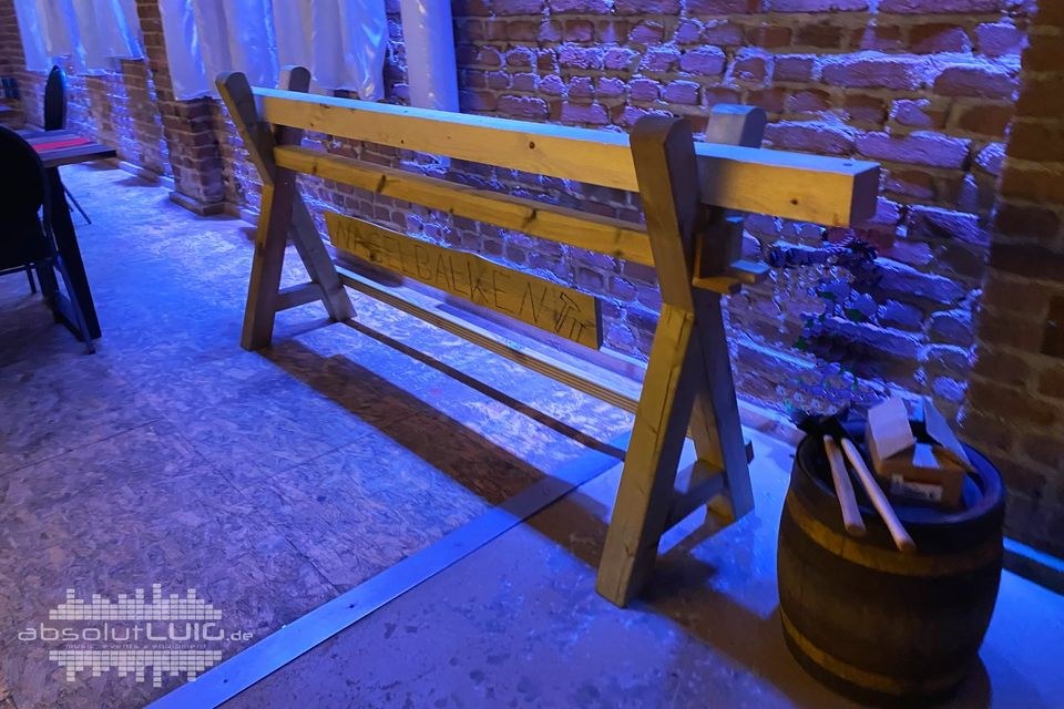 Nagelbalken Partyspiel Oktoberfest mieten in Waltrop – 4
