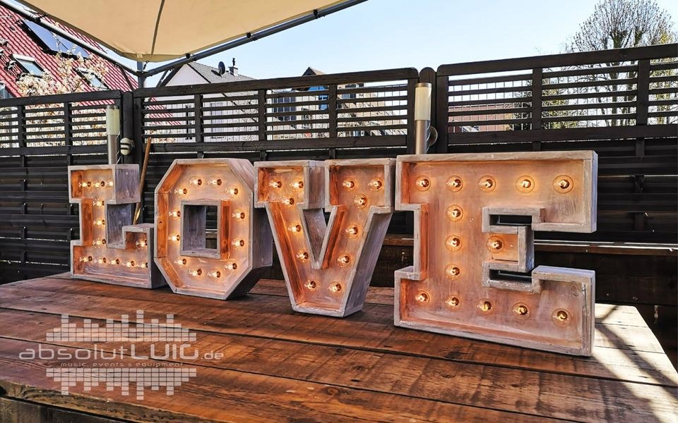 LOVE Buchstaben dimmbar Vintage Look DJ mieten in Waltrop – 3