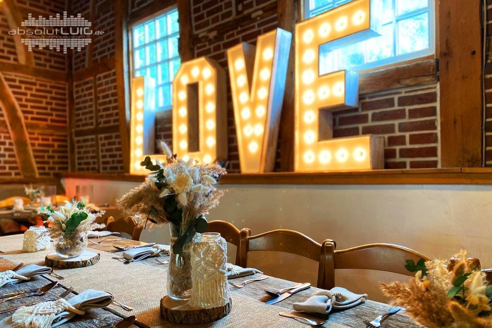 XXL LOVE Buchstaben Lieferung mieten in Waltrop – für die Hochzeit – 3