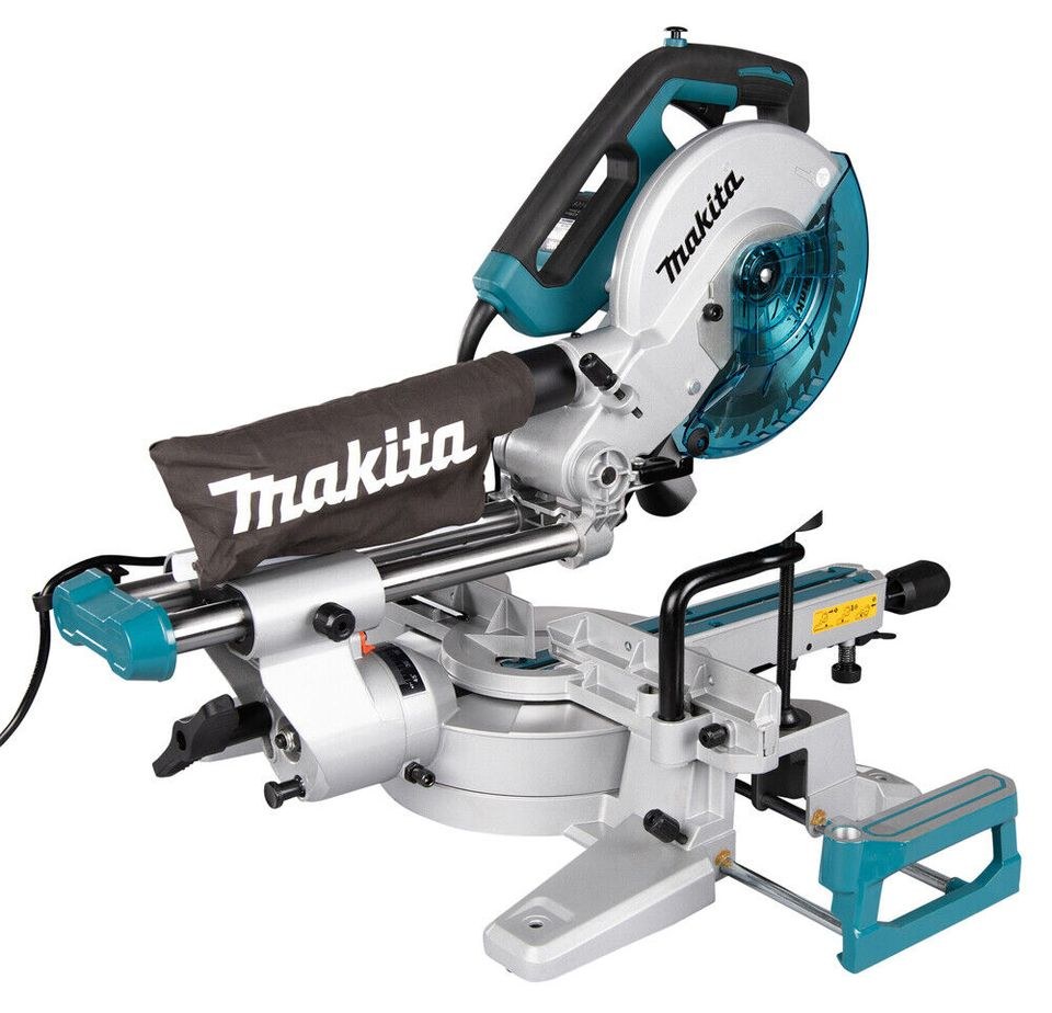 Makita Kapp Gehrungssäge 216 mm mieten in Barver
