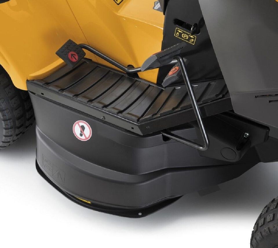 Aufsitzmäher Traktor STIGA Rasentraktor mieten in Barver – 4