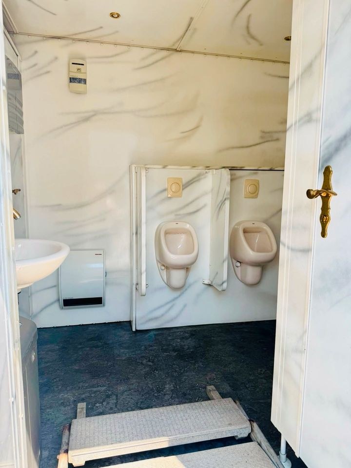 WC Wagen Toilettenwagen mobiles mieten bei Veranstaltungsservice – 4