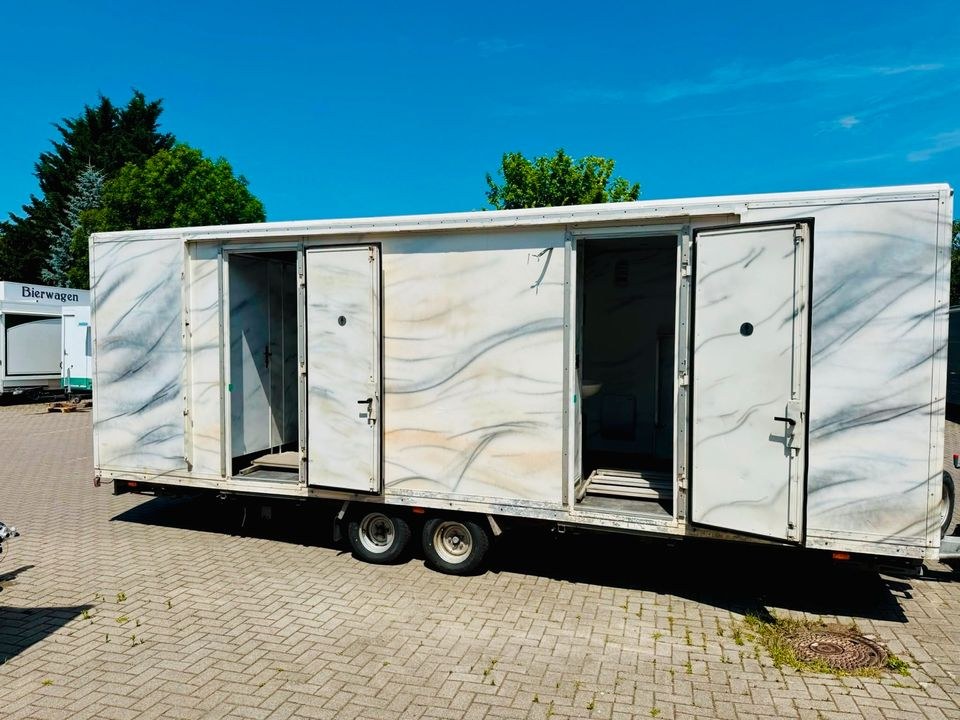 WC Wagen Toilettenwagen mobiles mieten bei Veranstaltungsservice