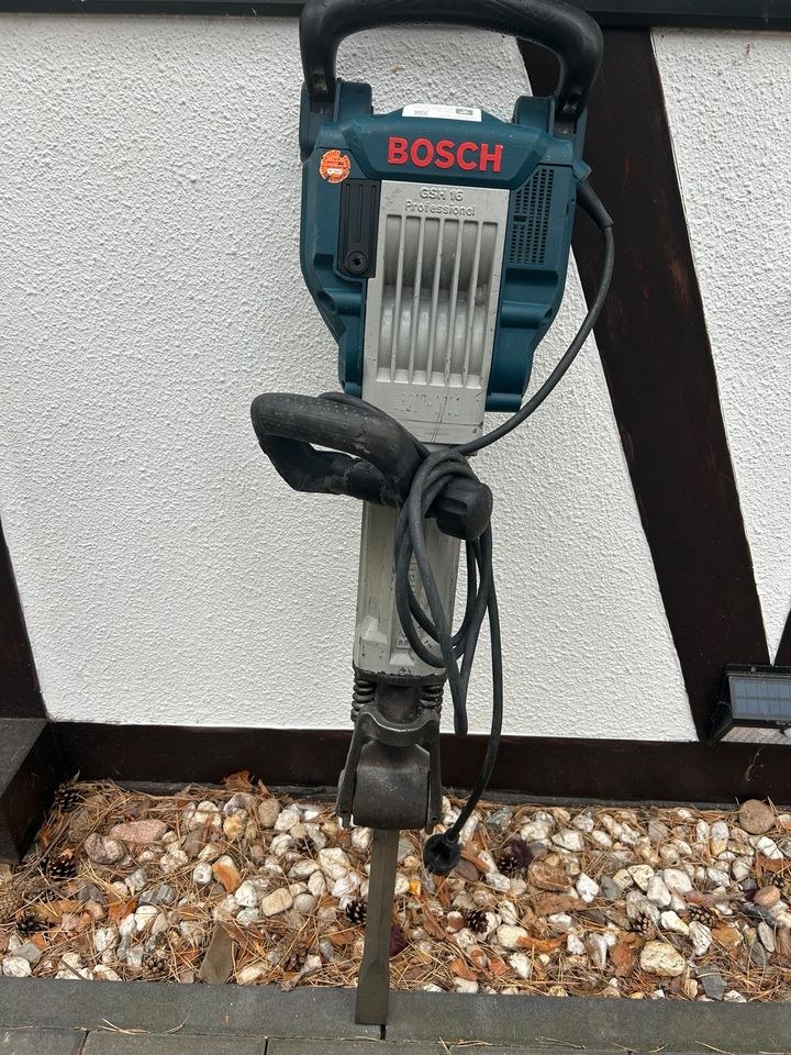 Abbruchhammer Tiefenerder Bosch GSH 16 28 mieten in Wandlitz