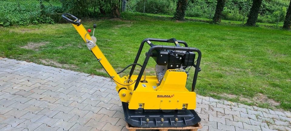 Rüttelplatte 340kg mieten bei SD-Baumaschinen