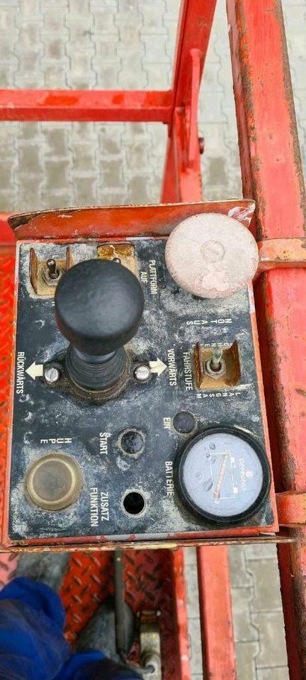 Arbeitsbühne Hubsteiger elektrisch mieten bei SD-Baumaschinen – 4