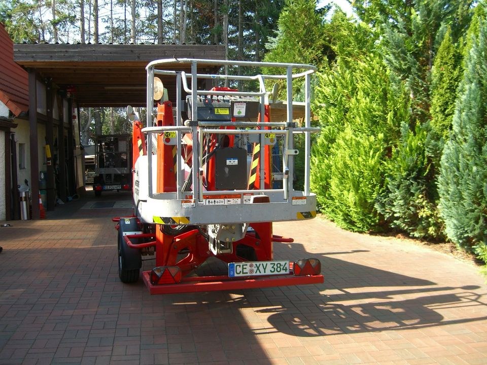Anhänger Arbeitsbühne,Hebebühne,Hubsteiger mieten in Celle – 4