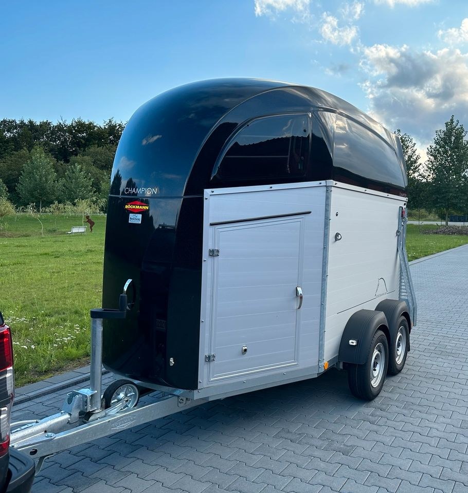 Pferdeanhänger Pferdetransport mieten in Osnabrück – 3