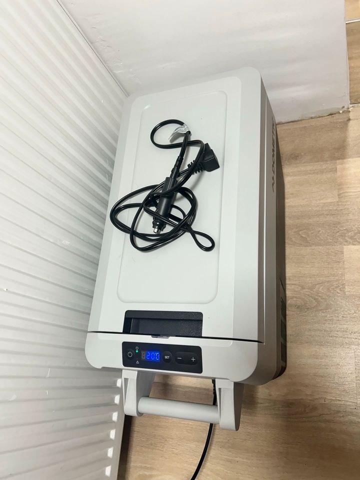 DOMETIC CFF 20 Tragbare Kompressor Kühlbox 21L mieten bei Lolipas – 3
