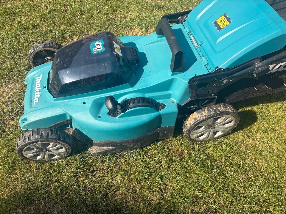Makita DLM 480 Akku Rasenmäher Mulchmäher LXT mieten bei Lolipas – 4
