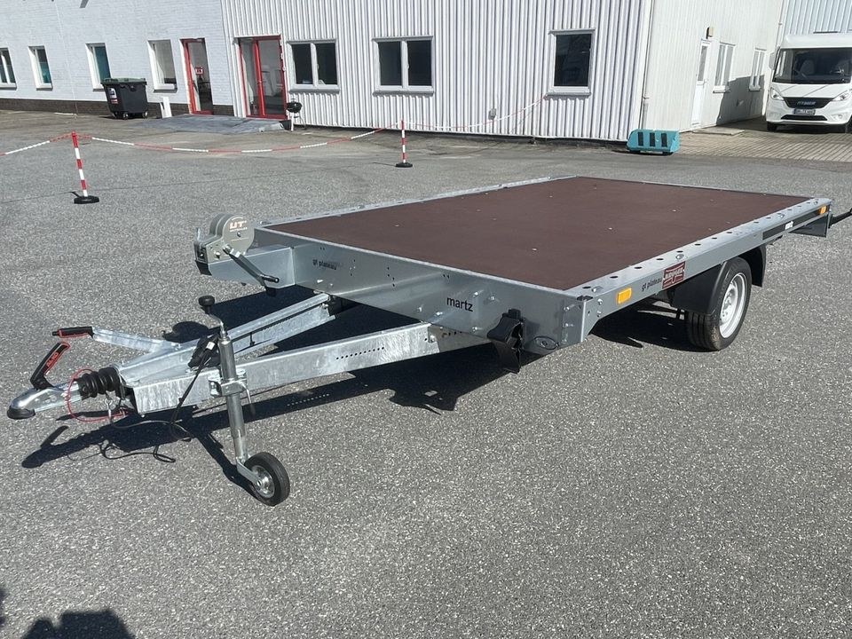 Autotrailer Trailer Autoanhänger geschlossen mieten in Stockelsdorf – 2