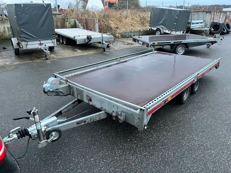 Autotrailer Trailer Autoanhänger geschlossen mieten in Stockelsdorf – 3